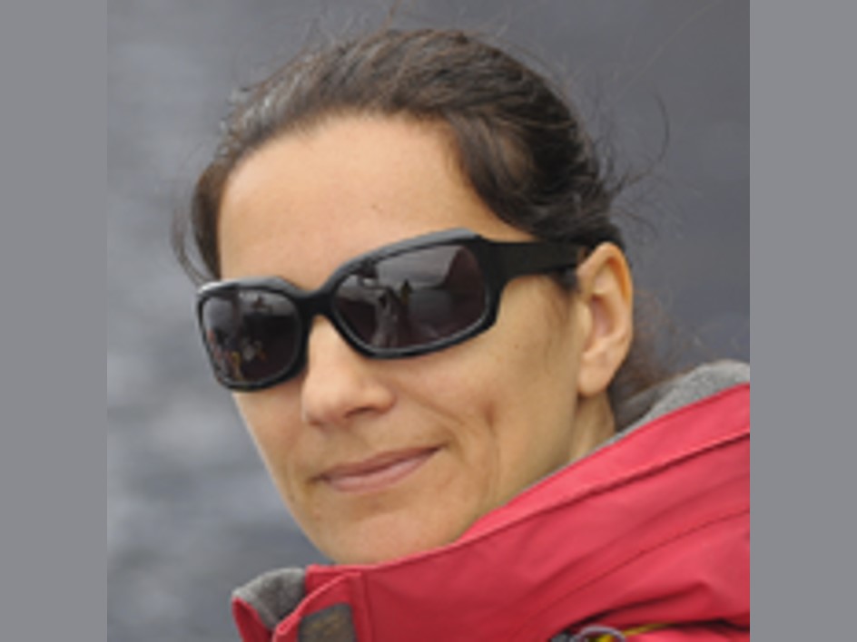 Ep. 11 | Ana Dinis: Bióloga marinha estuda a estrutura social e os padrões de residência de baleias e golfinhos